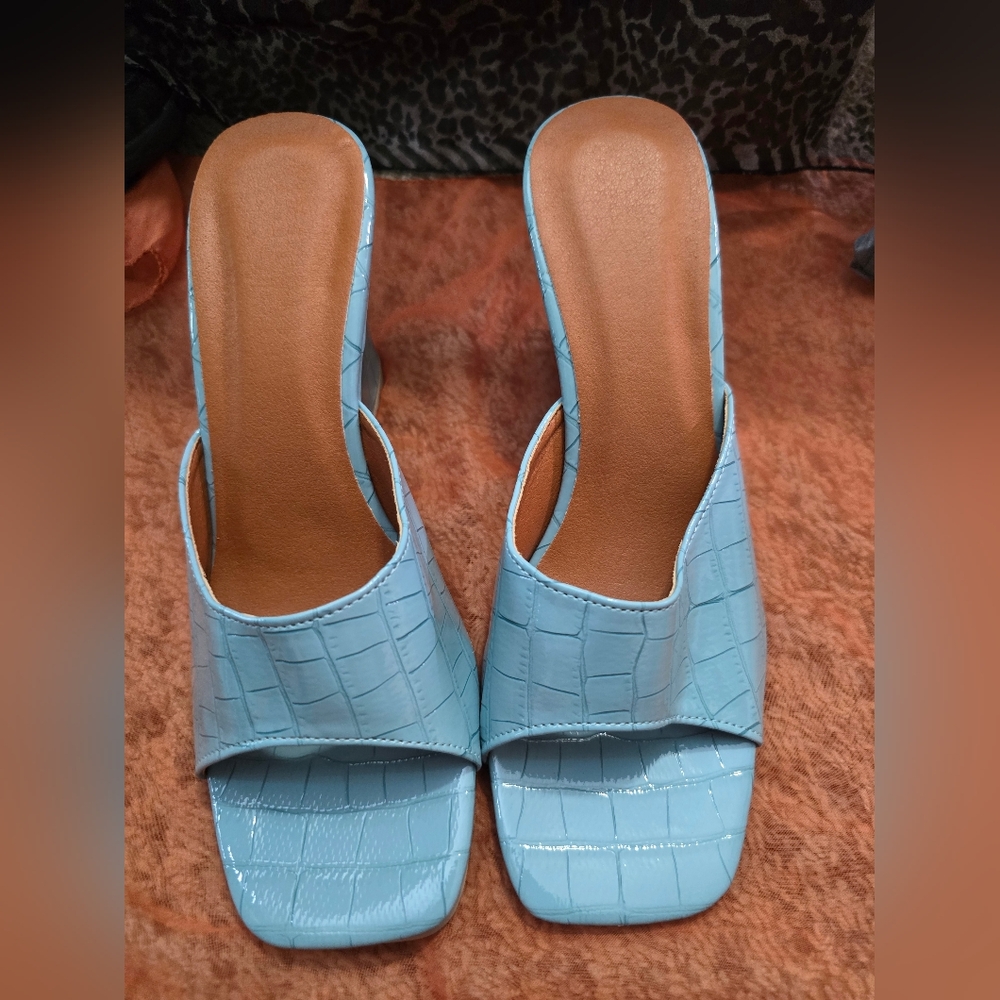 NWOT shoes